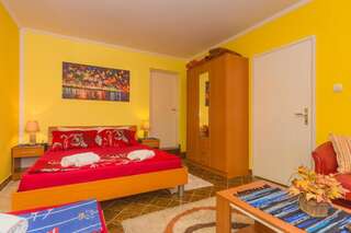 Апартаменты Villa Nena Apartments Sutomore Сутоморе Номер-студио с террасой-3