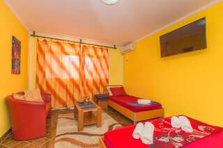 Апартаменты Villa Nena Apartments Sutomore Сутоморе Номер-студио с террасой-2